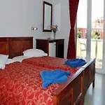 Apartament Apartments.
