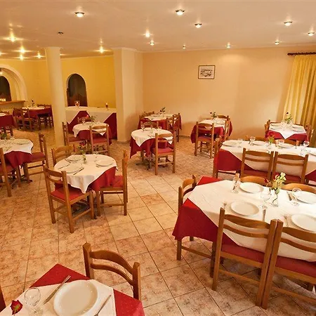 Galaxias Hotel 2*
