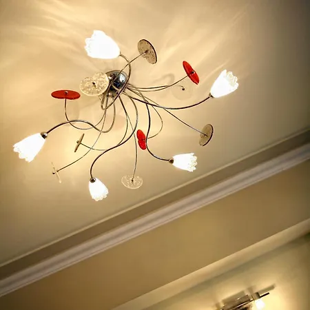 Apartments. * Guviá