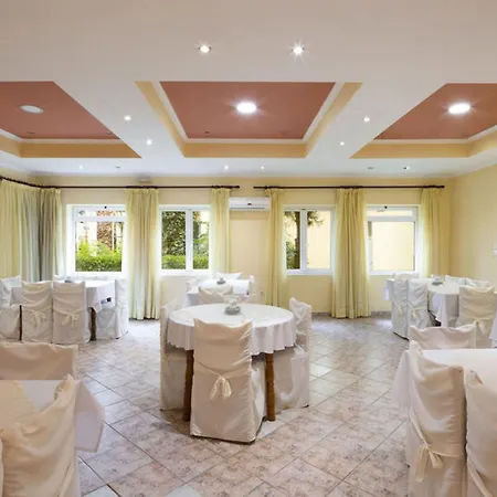 Hotel Galaxias Hotell Gouvia