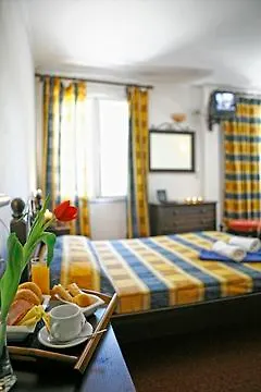Hotell Hotel Galaxias 2*